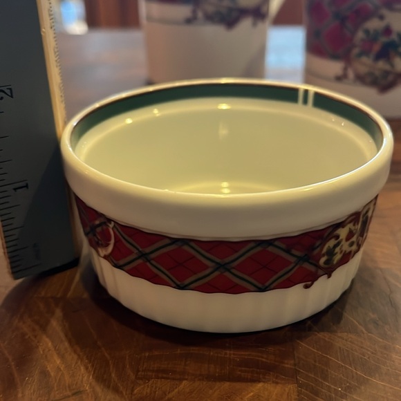 4 pieces Noritake Royal Hunt. Creamer, cup, small bowl, ramekin. EUC - Picture 10 of 11